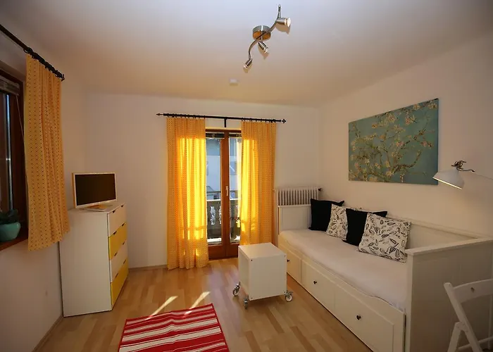 アパート Haus Vera *